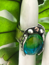 Green Reticulated & Organically Set Ring